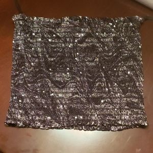Shiny sequin crop top